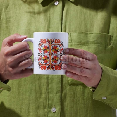 Керамична чаша "Златна Хармония – Символ на Плодородие"   | Чаши Български Шевици