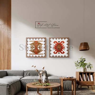 Етно декорация за стена: Комплект от две златни картини с шевици