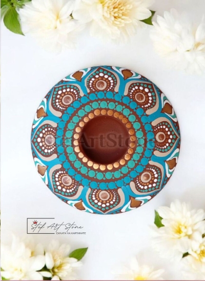 РЪЧНО РИСУВАН СВЕЩНИК МАНДАЛА – Уникален АРТ ПОДАРЪК ЗА ДОМА 