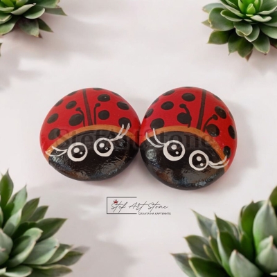 Рисувани камъни червени калинки Декорация за дома 