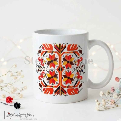 Керамична чаша с флорални мотиви от българска шевица